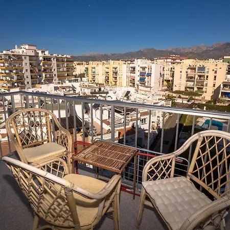 Apartamento Edf. Delfin 5º4 *